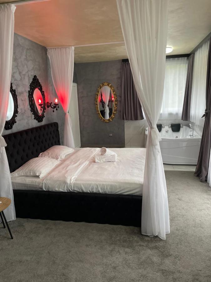 Hotel La Protap Călimăneşti Exterior foto